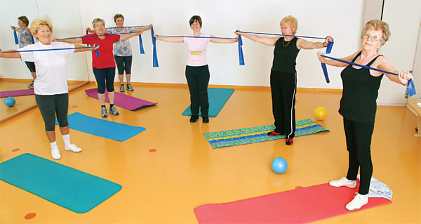 Strength And Balance Exercises For Seniors - Discovery Village